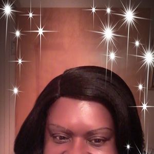 Meet your Posher, Gloria